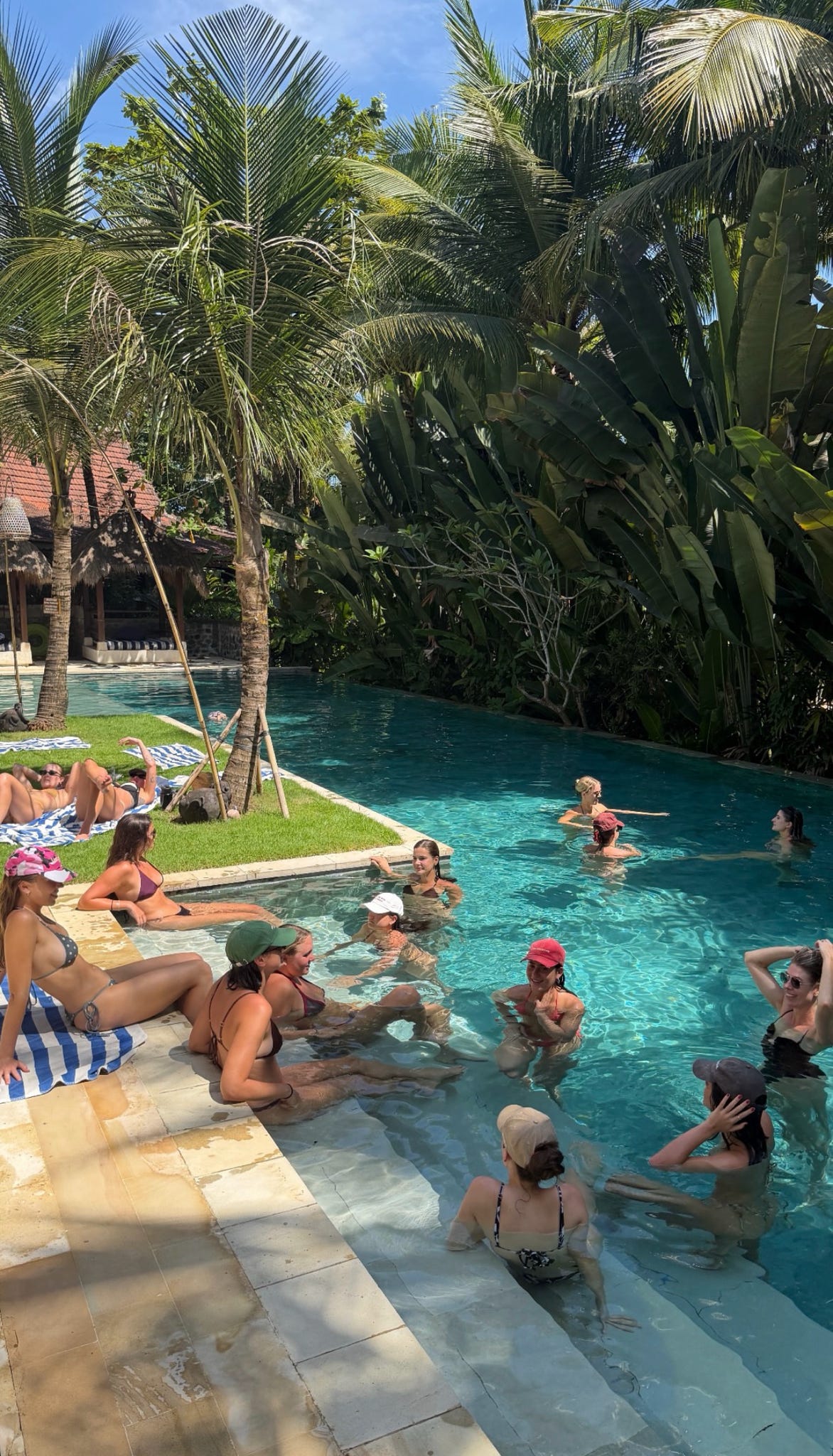 Komune Resort